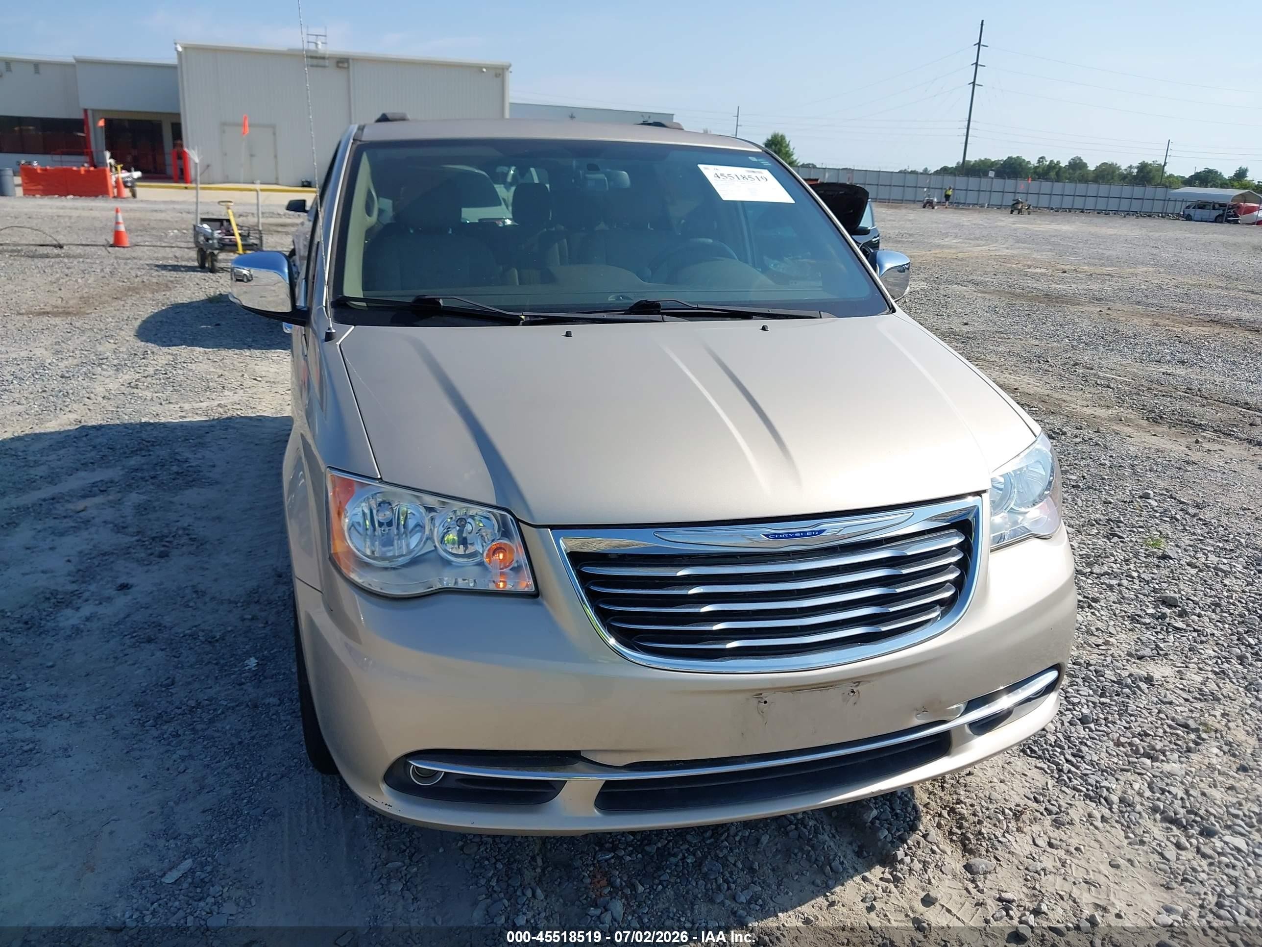 2012 Chrysler Town & Country Touring-l Champagne vin: 2C4RC1CGXCR393237