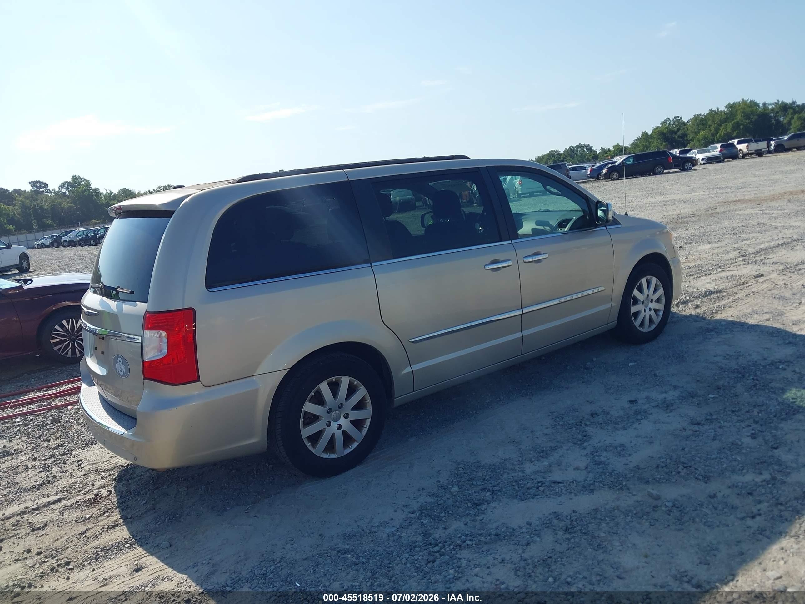 2012 Chrysler Town & Country Touring-l Champagne vin: 2C4RC1CGXCR393237