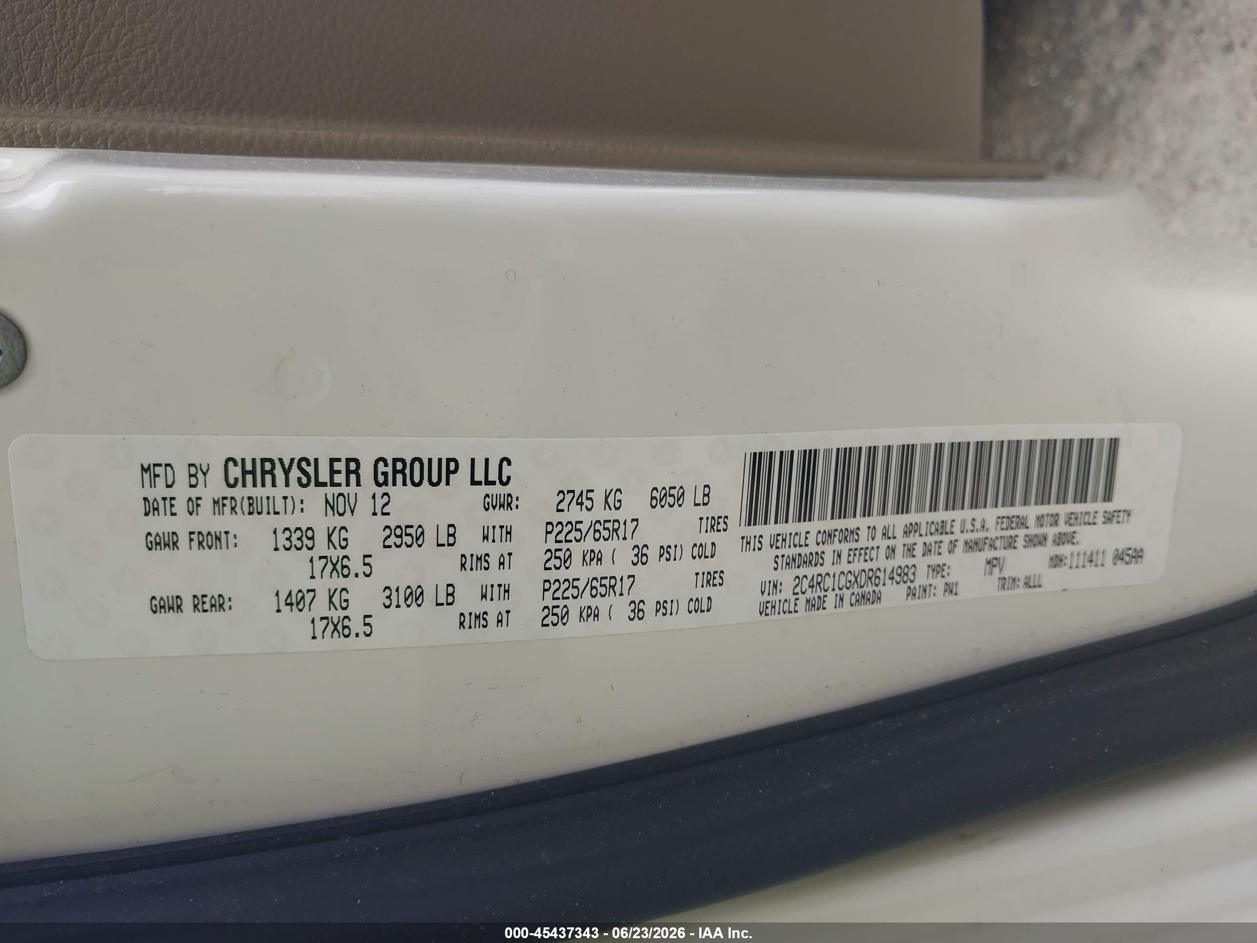 2013 Chrysler Town & Country Touring-l Белый vin: 2C4RC1CGXDR614983
