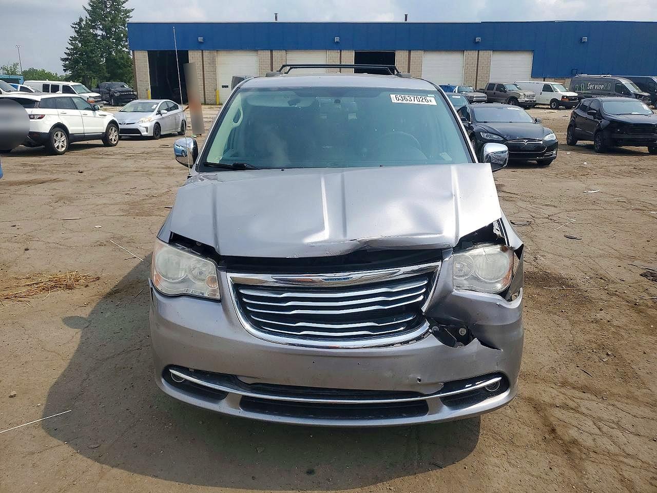 2013 Chrysler Town & Country Touring L Silver vin: 2C4RC1CGXDR647675