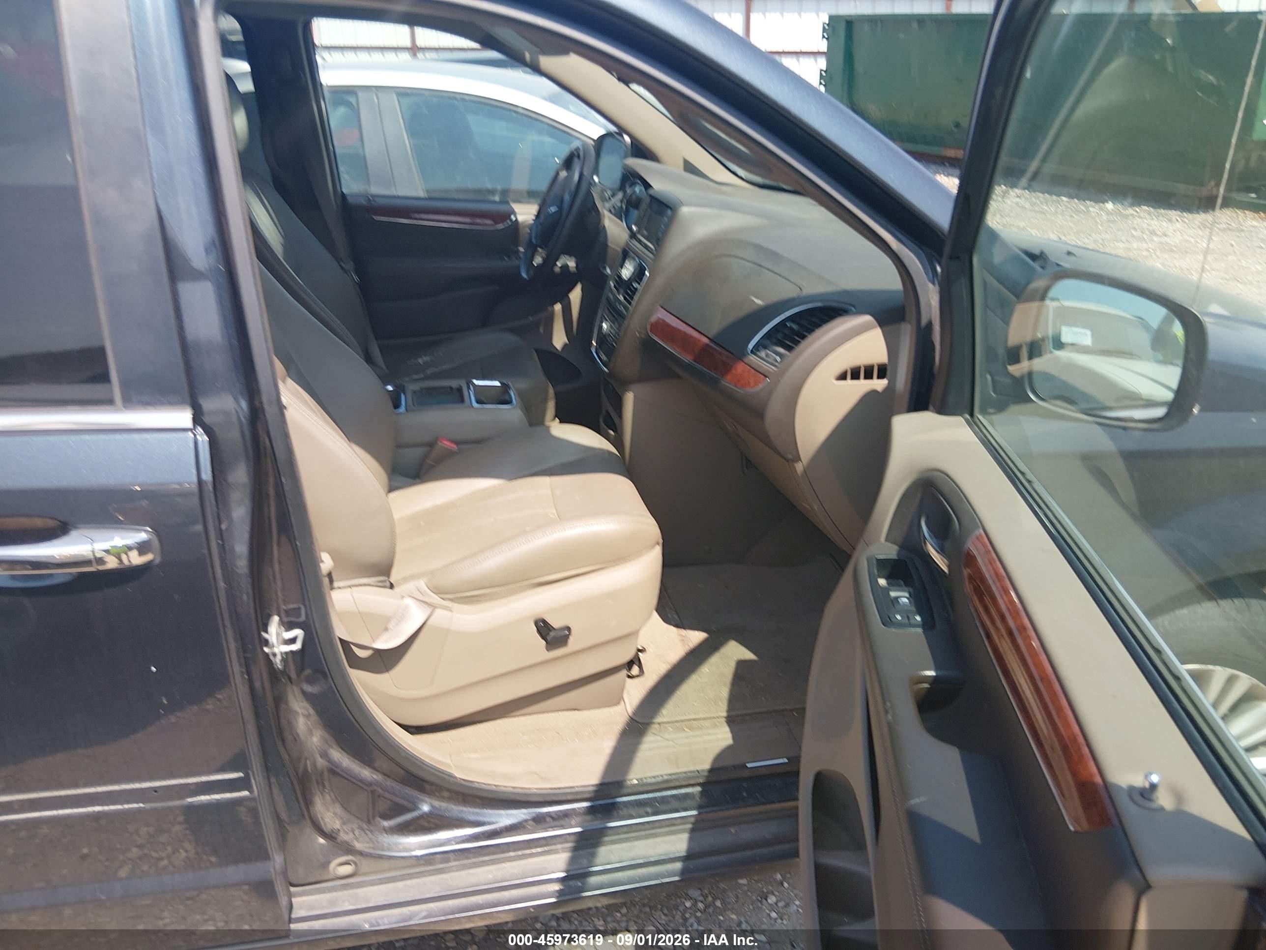 2013 Chrysler Town & Country Touring-l Серый vin: 2C4RC1CGXDR692020