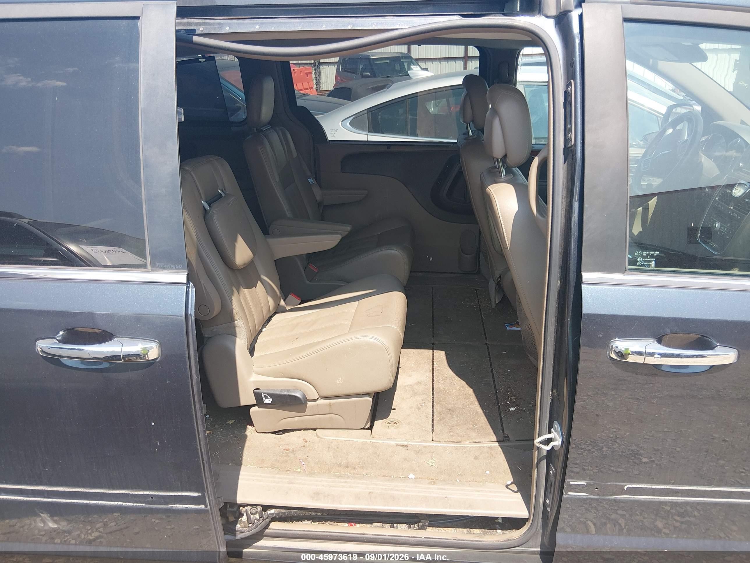 2013 Chrysler Town & Country Touring-l Серый vin: 2C4RC1CGXDR692020