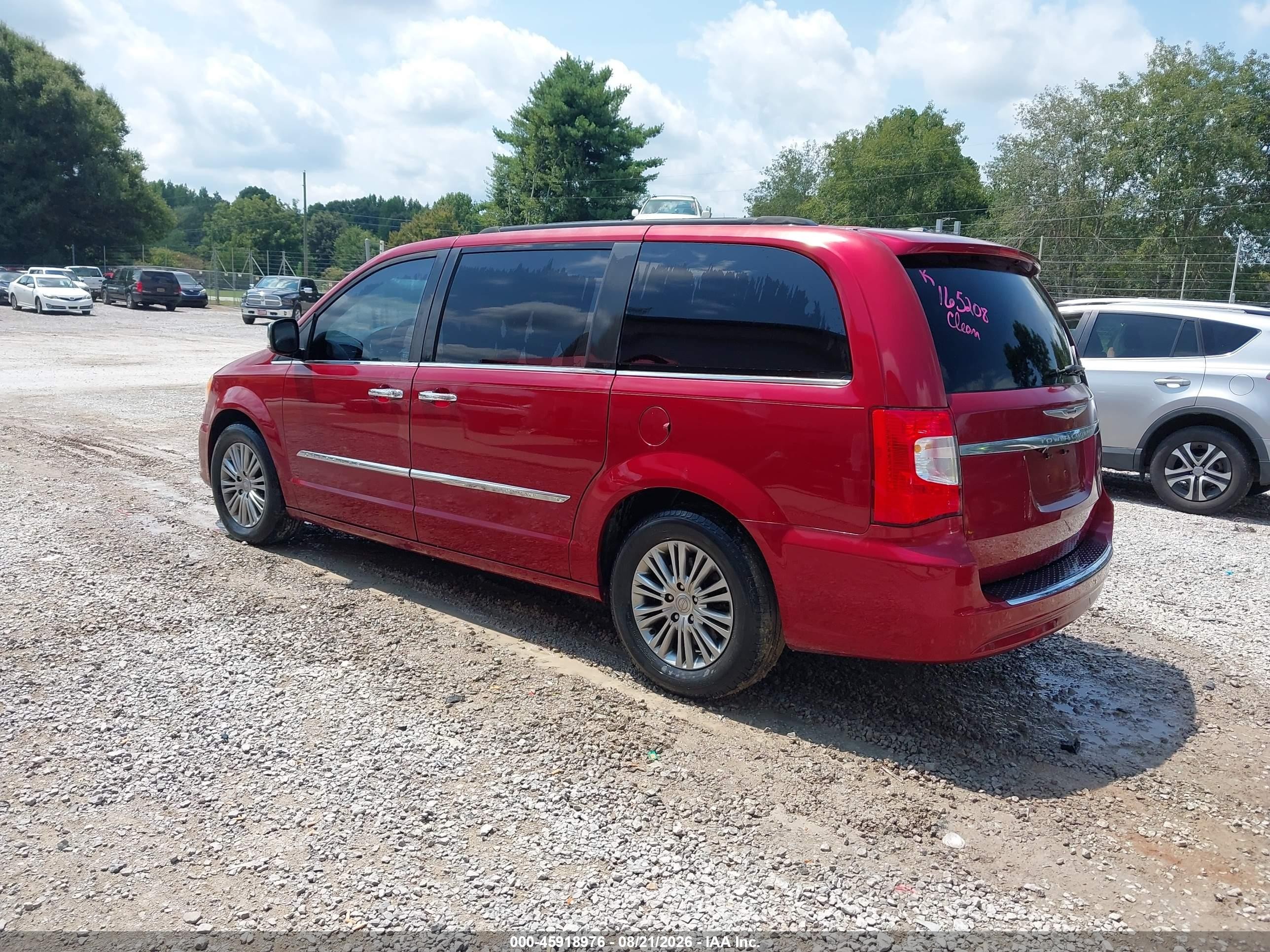 2014 Chrysler Town & Country Touring-l Red vin: 2C4RC1CGXER165208