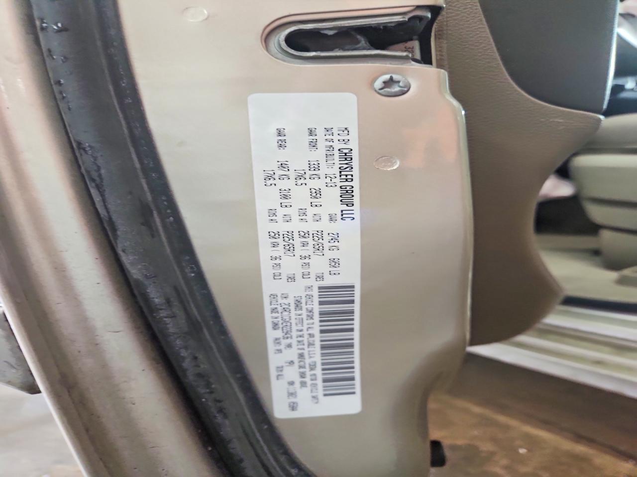 2014 Chrysler Town & Country Touring L Beige vin: 2C4RC1CGXER228436