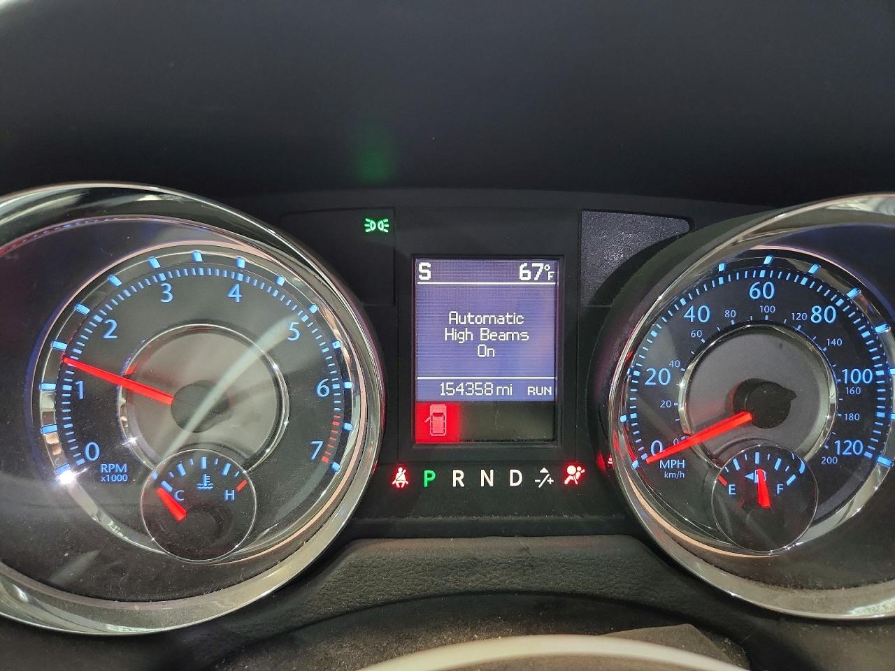 2014 Chrysler Town & Country Touring L Silver vin: 2C4RC1CGXER231871