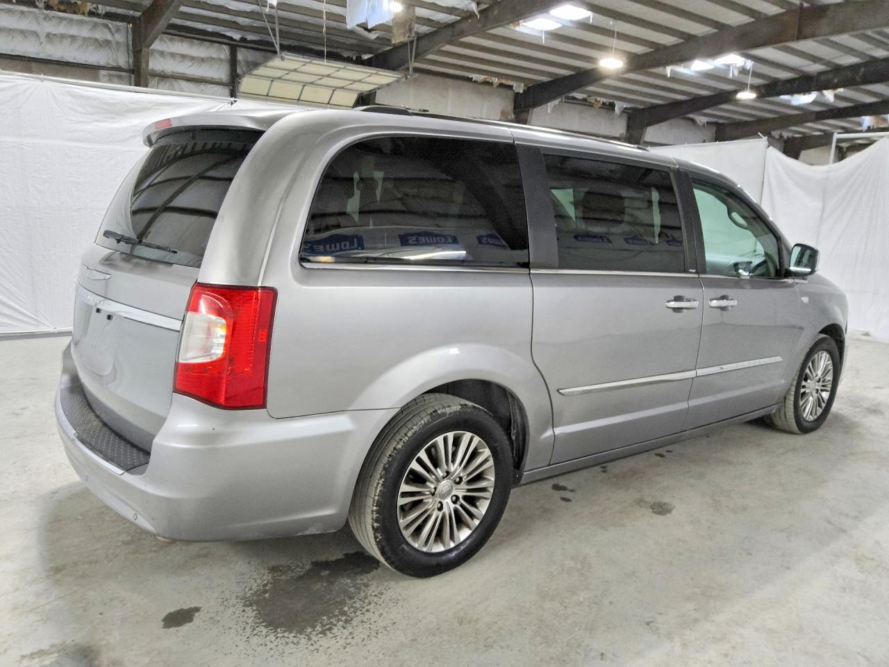 2014 Chrysler Town & Country Touring L Серебряный vin: 2C4RC1CGXER258620