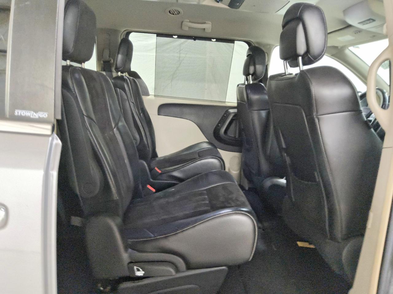 2014 Chrysler Town & Country Touring L Серебряный vin: 2C4RC1CGXER258620