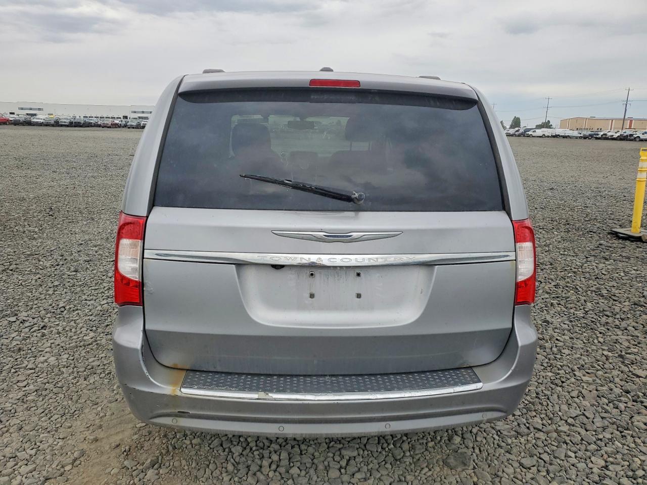 2015 Chrysler Town & Country Touring L Silver vin: 2C4RC1CGXFR627168