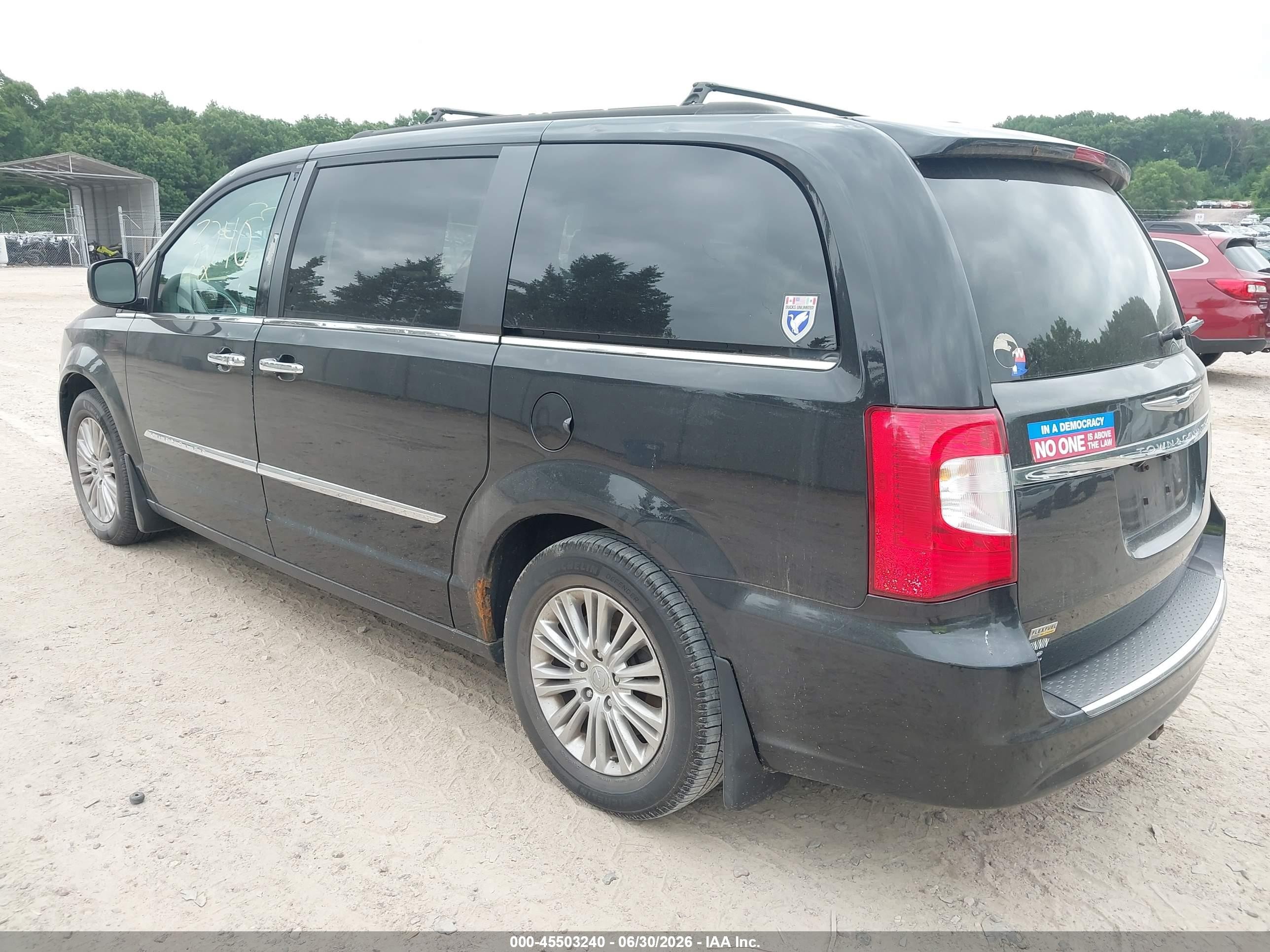 2015 Chrysler Town & Country Touring-l Black vin: 2C4RC1CGXFR705822