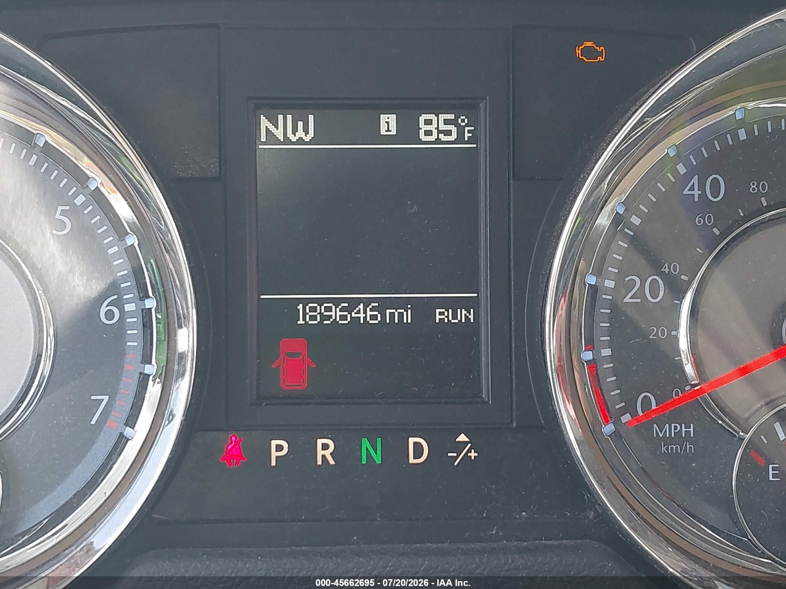 2015 Chrysler Town & Country Touring-l Серебряный vin: 2C4RC1CGXFR731286