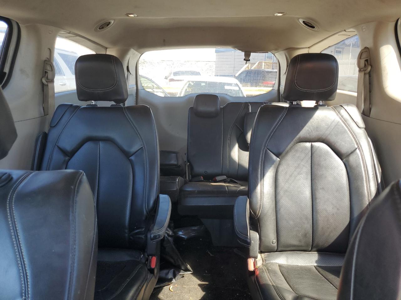 2021 Chrysler Voyager Lxi White vin: 2C4RC1DG1MR532509