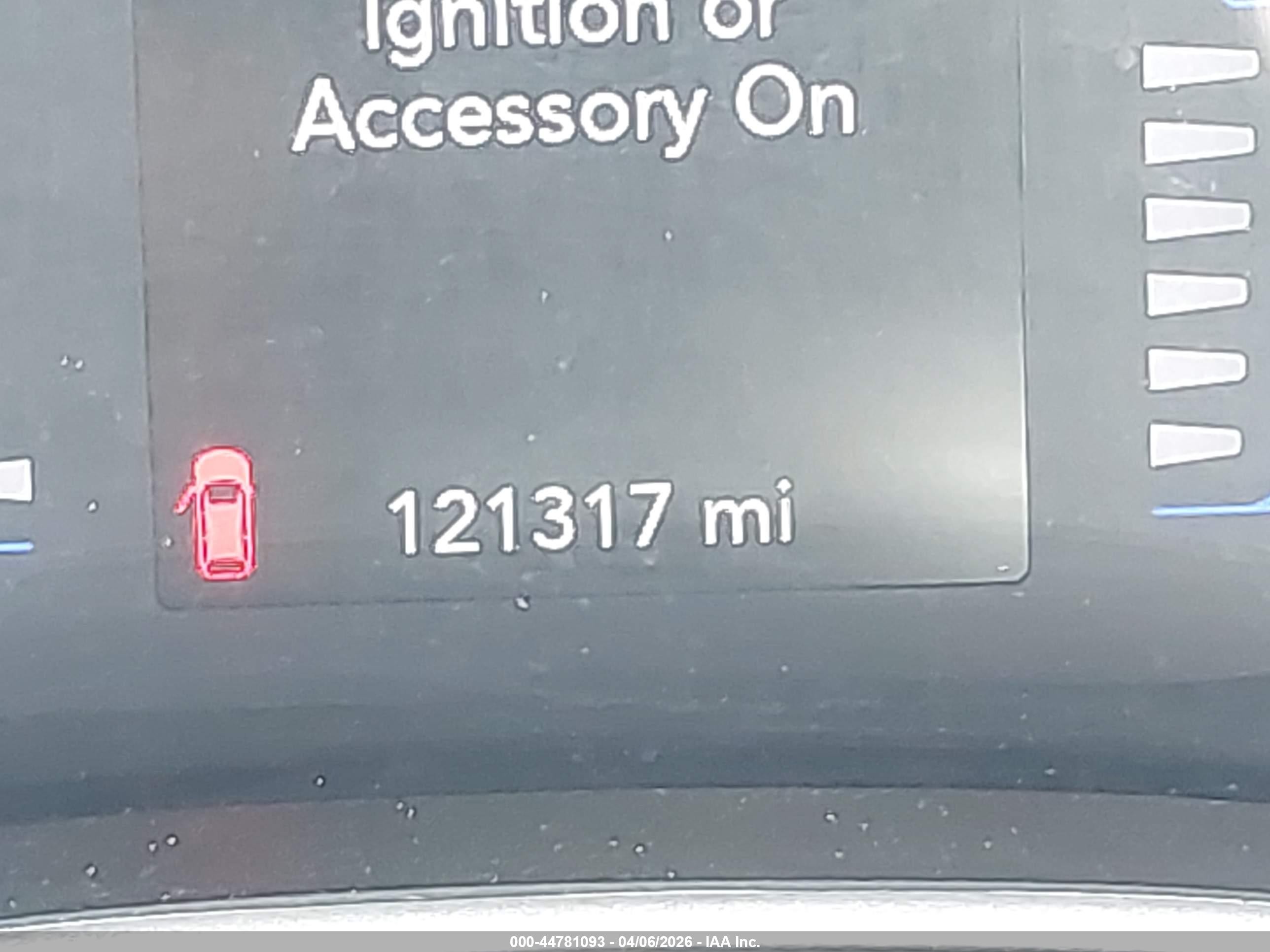 2021 Chrysler Voyager Lxi White vin: 2C4RC1DG1MR533014