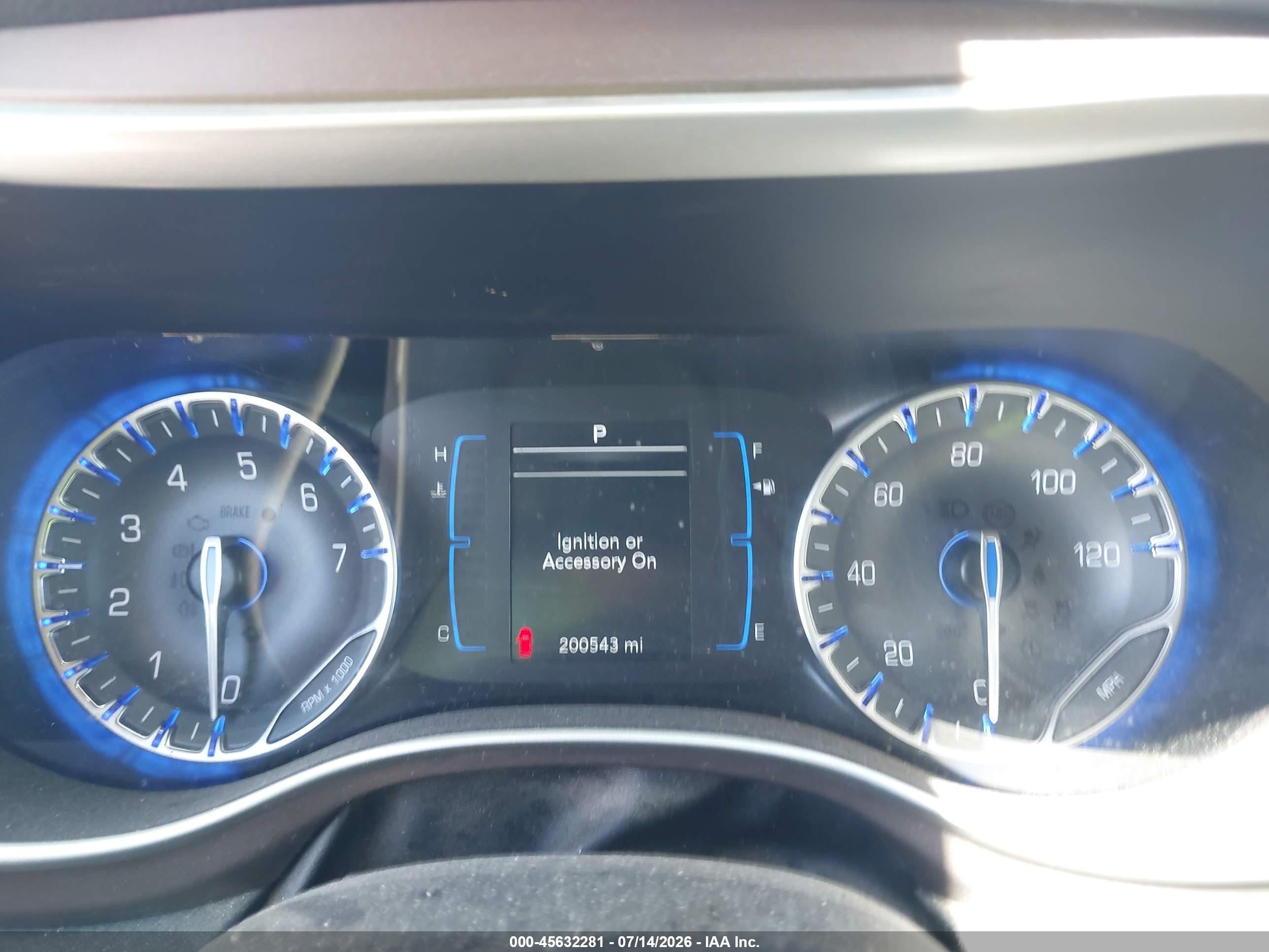 2017 Chrysler Pacifica Touring Silver vin: 2C4RC1DG2HR501405