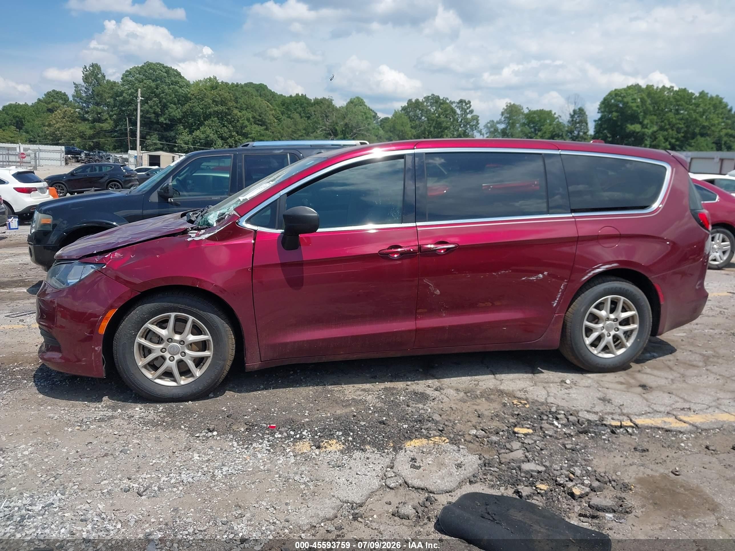 2017 Chrysler Pacifica Touring Red vin: 2C4RC1DG3HR508962
