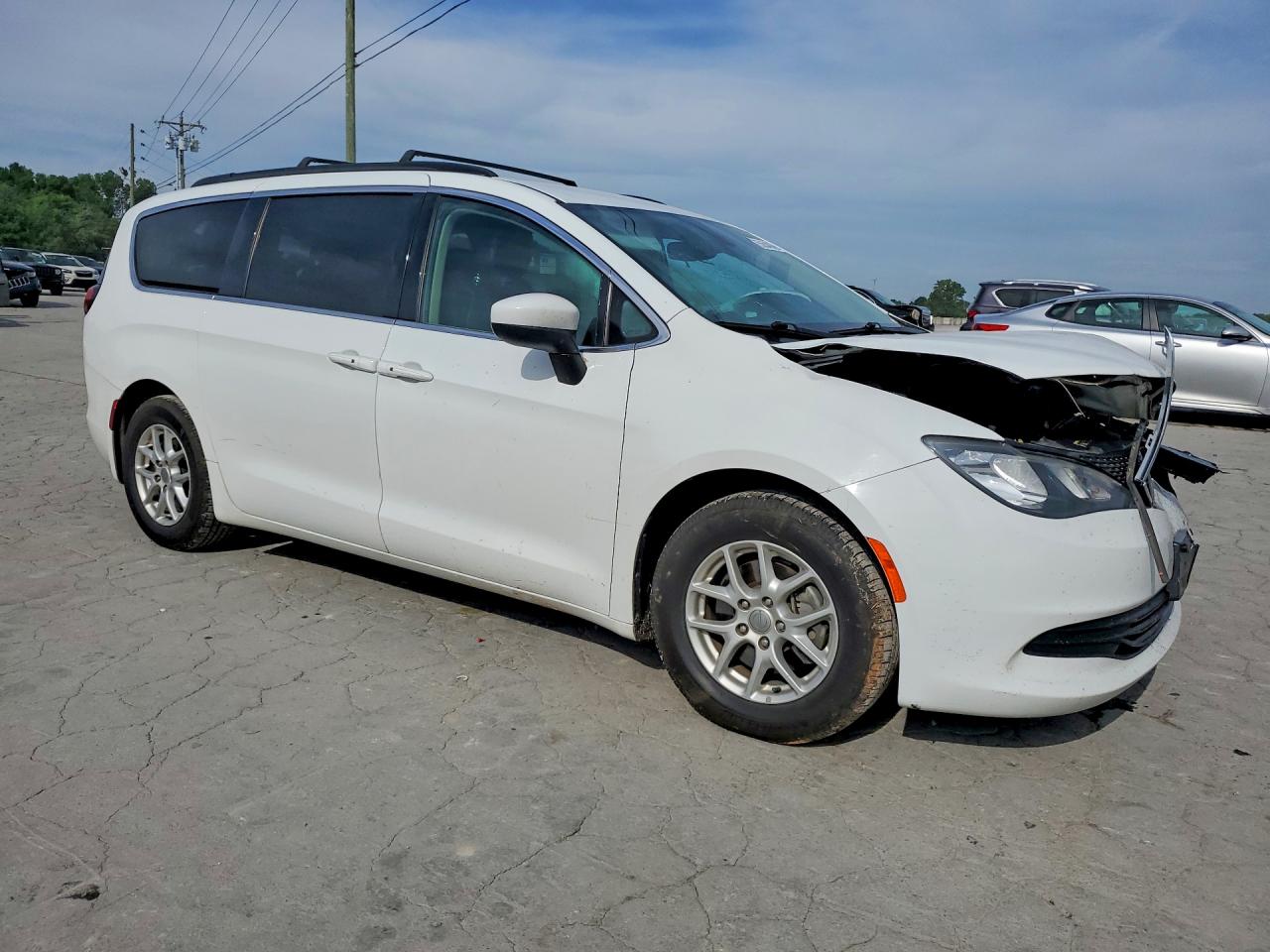 2020 Chrysler Voyager Lxi White vin: 2C4RC1DG4LR164518
