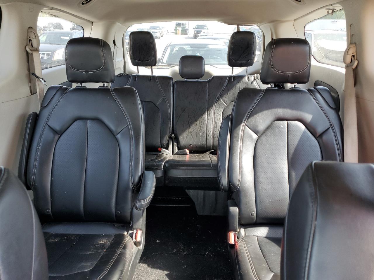 2021 Chrysler Voyager Lxi White vin: 2C4RC1DG4MR506647