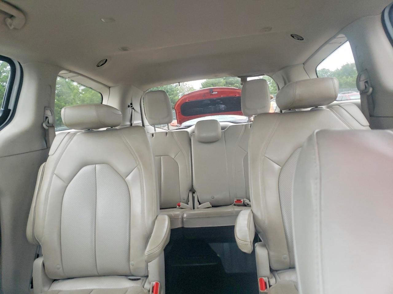 2021 Chrysler Voyager Lxi White vin: 2C4RC1DG4MR549739