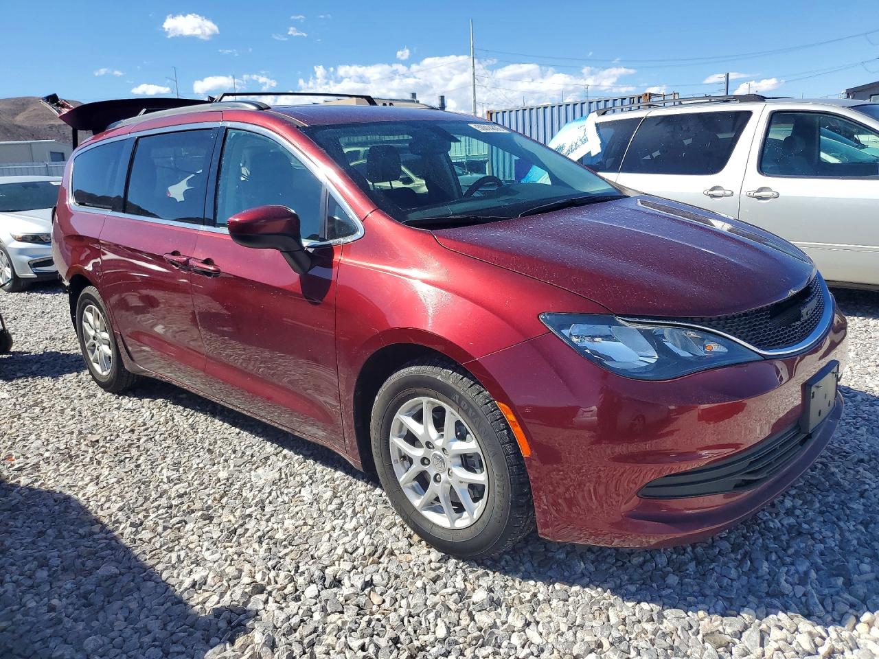 2020 Chrysler Voyager Lxi Burgundy vin: 2C4RC1DG5LR195809