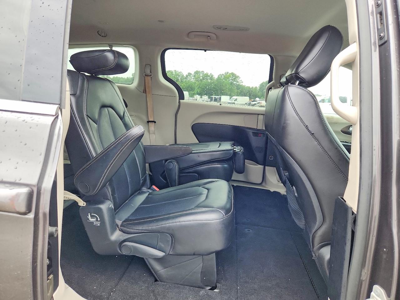 2021 Chrysler Voyager Lxi Charcoal vin: 2C4RC1DG9MR526022