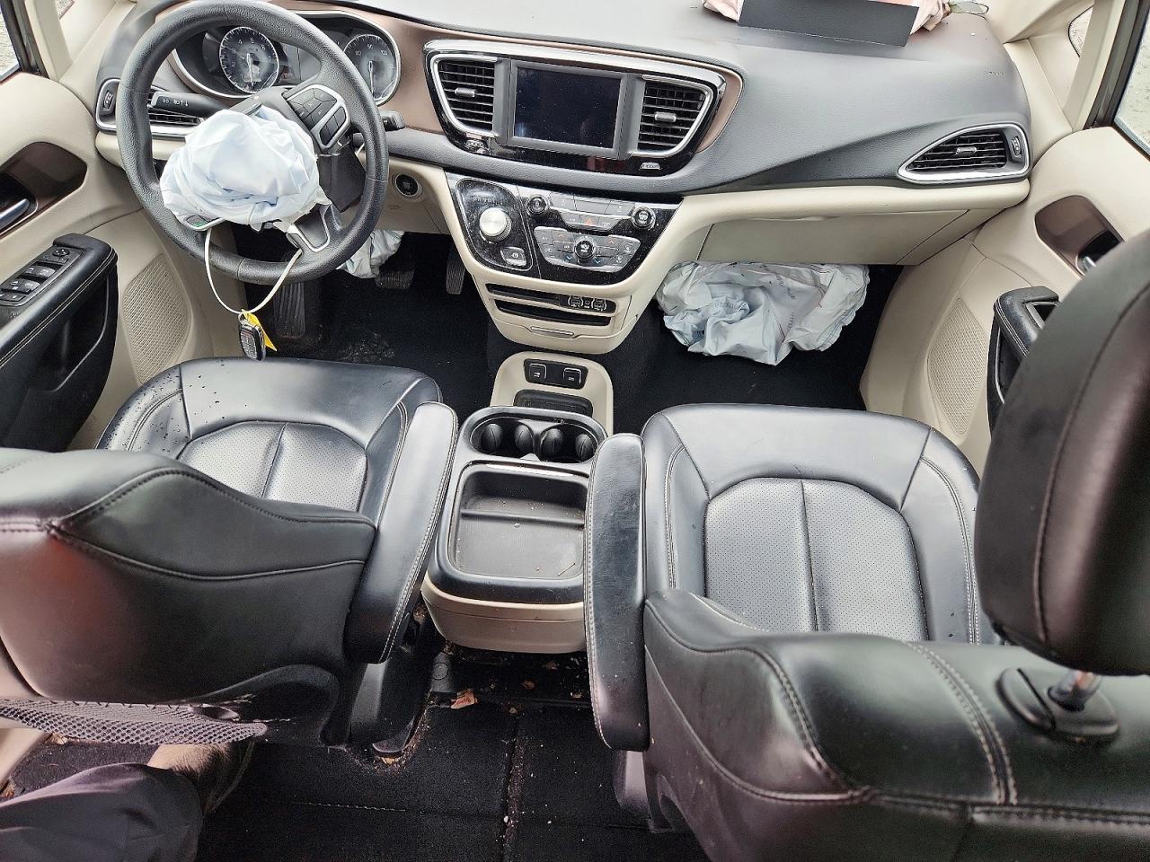 2021 Chrysler Voyager Lxi Charcoal vin: 2C4RC1DG9MR526022