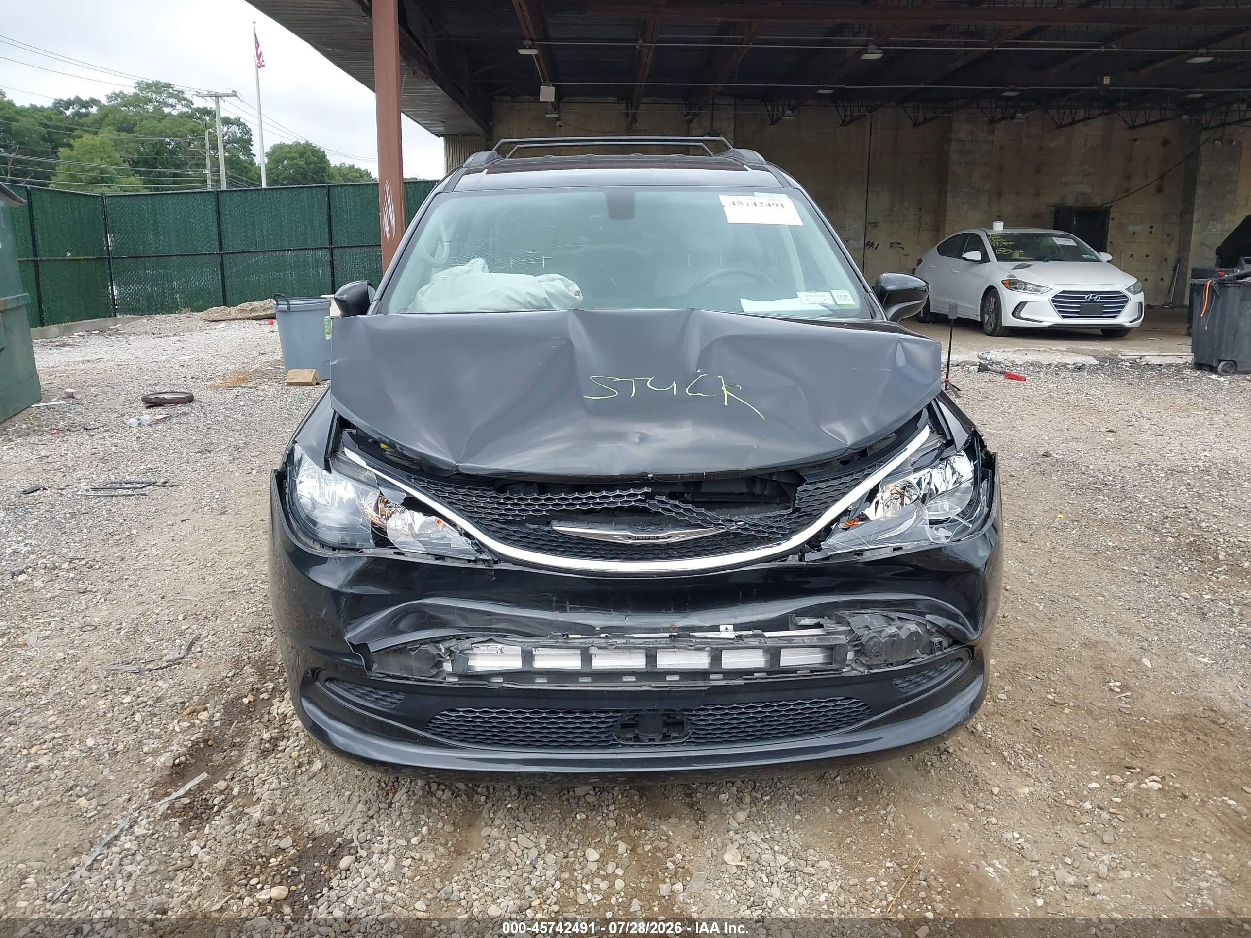 2021 Chrysler Voyager Lxi Black vin: 2C4RC1DG9MR537599