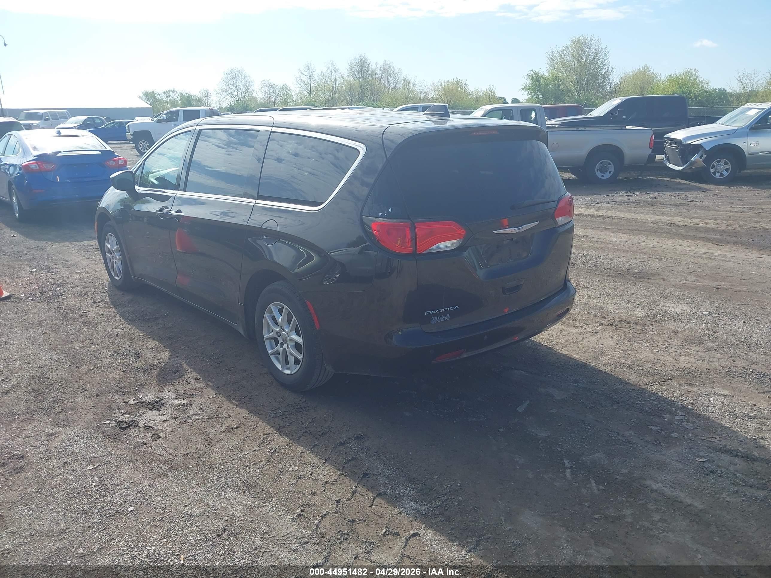 2018 Chrysler Pacifica Touring Dark Brown vin: 2C4RC1DGXJR173916