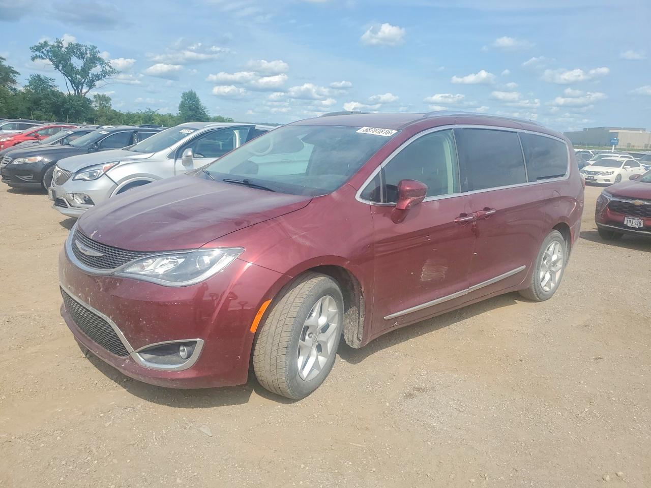 2017 Chrysler Pacifica Touring L Plus Maroon vin: 2C4RC1EG1HR584582