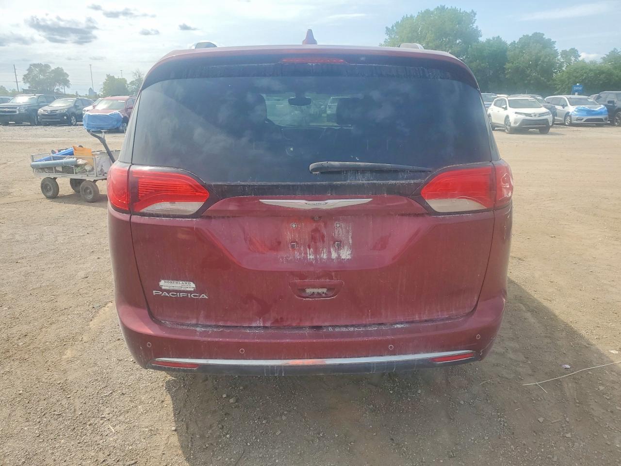 2017 Chrysler Pacifica Touring L Plus Maroon vin: 2C4RC1EG1HR584582