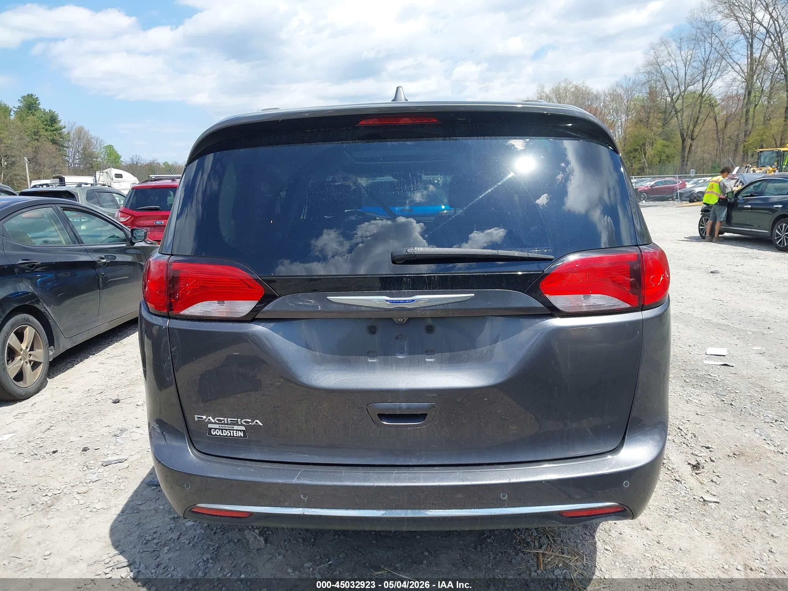 2018 Chrysler Pacifica Touring L Plus Черный vin: 2C4RC1EG1JR351095