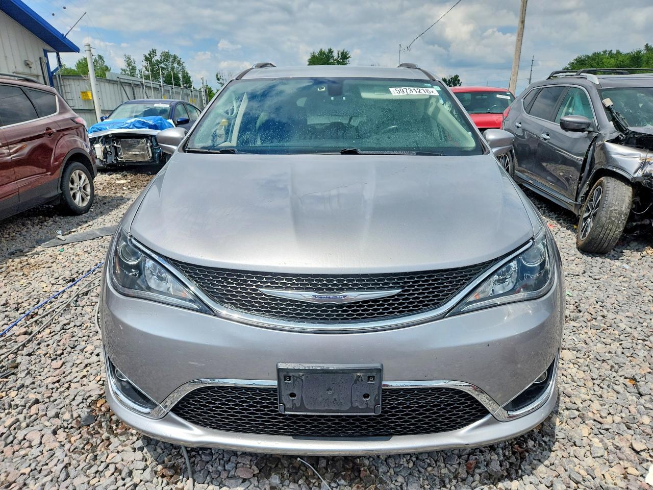 2017 Chrysler Pacifica Touring L Plus Silver vin: 2C4RC1EG2HR788646