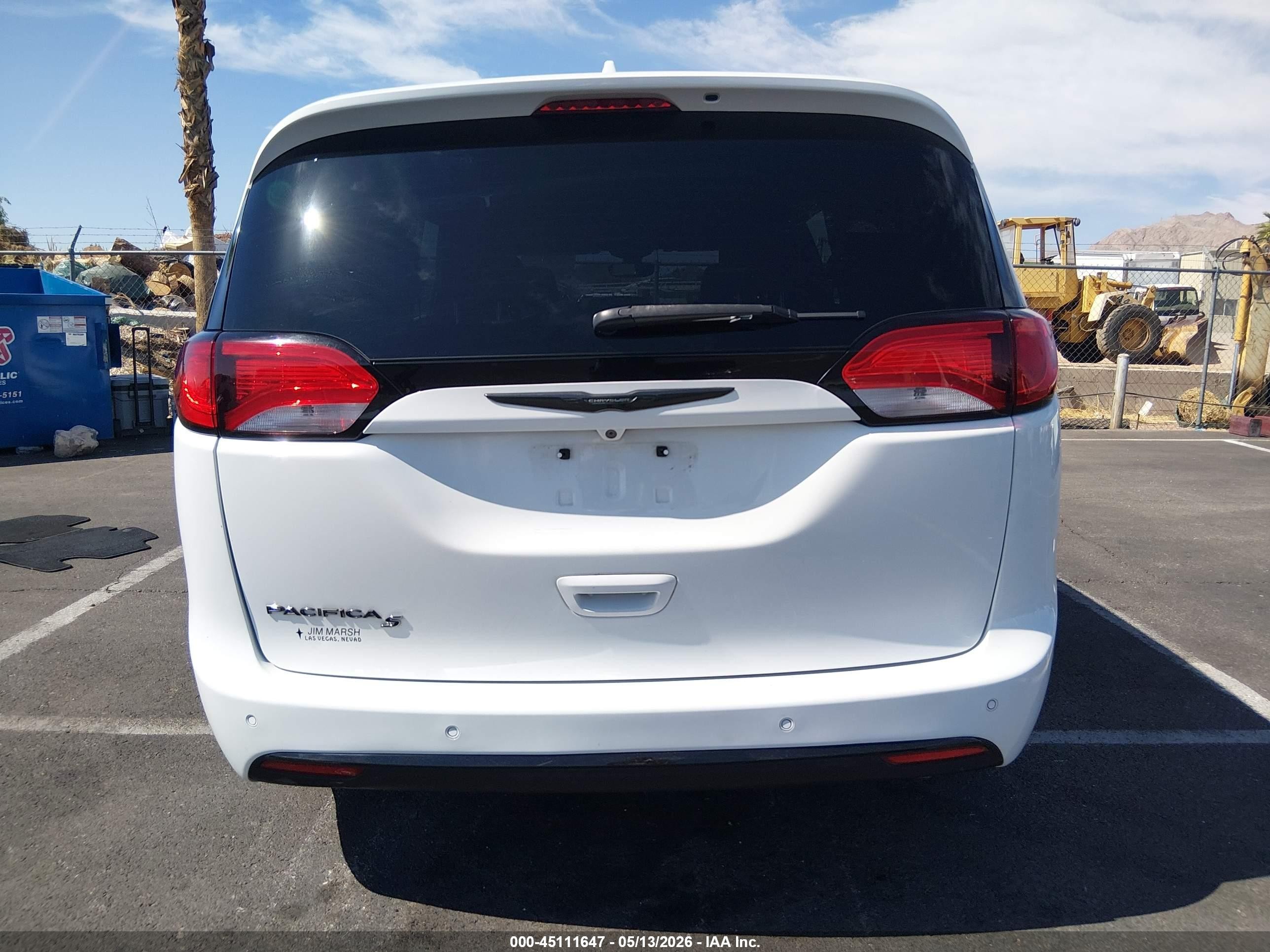 2018 Chrysler Pacifica Touring L Plus White vin: 2C4RC1EG5JR234975