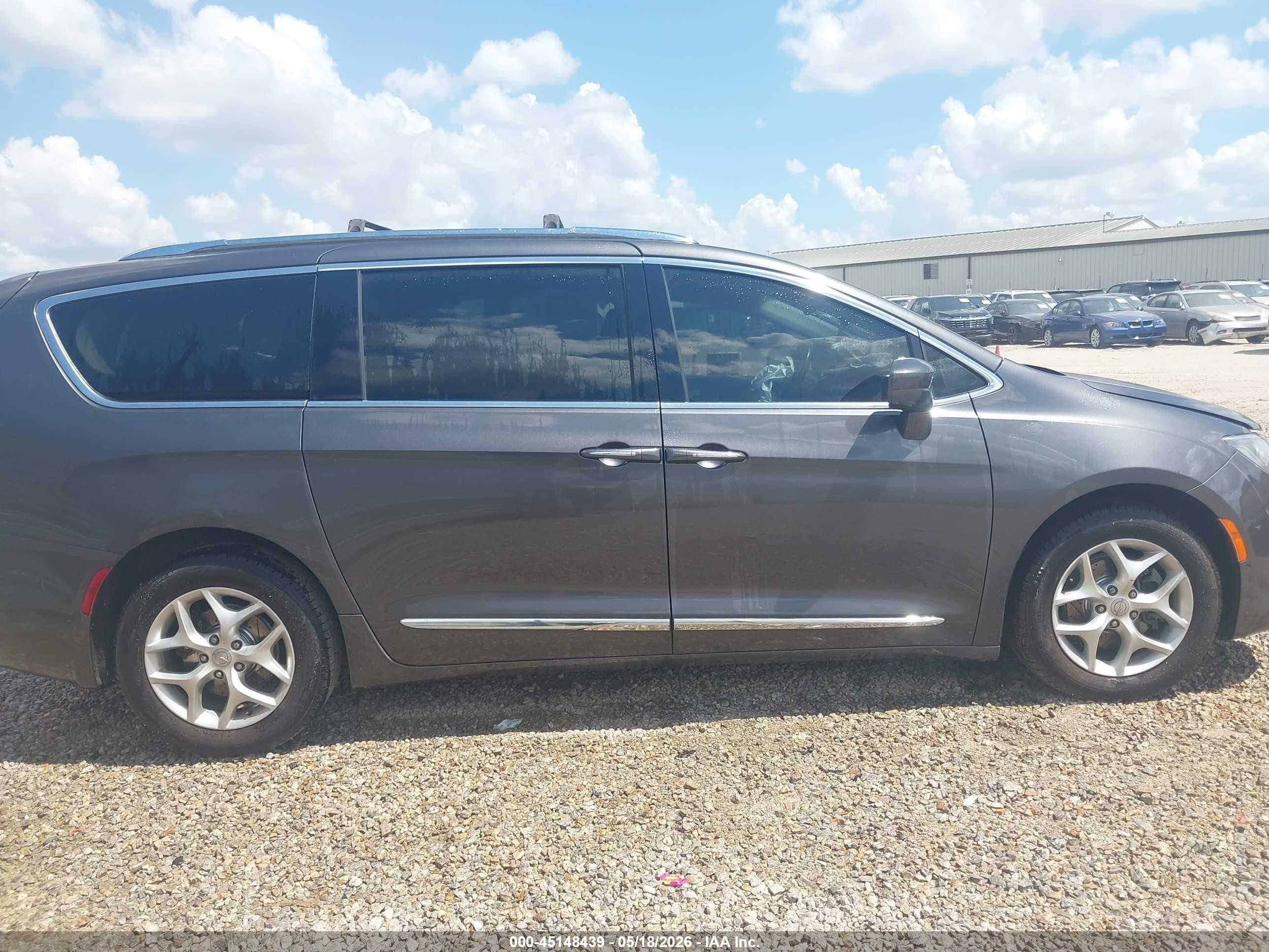 2017 Chrysler Pacifica Touring-l Plus Серый vin: 2C4RC1EG6HR836889