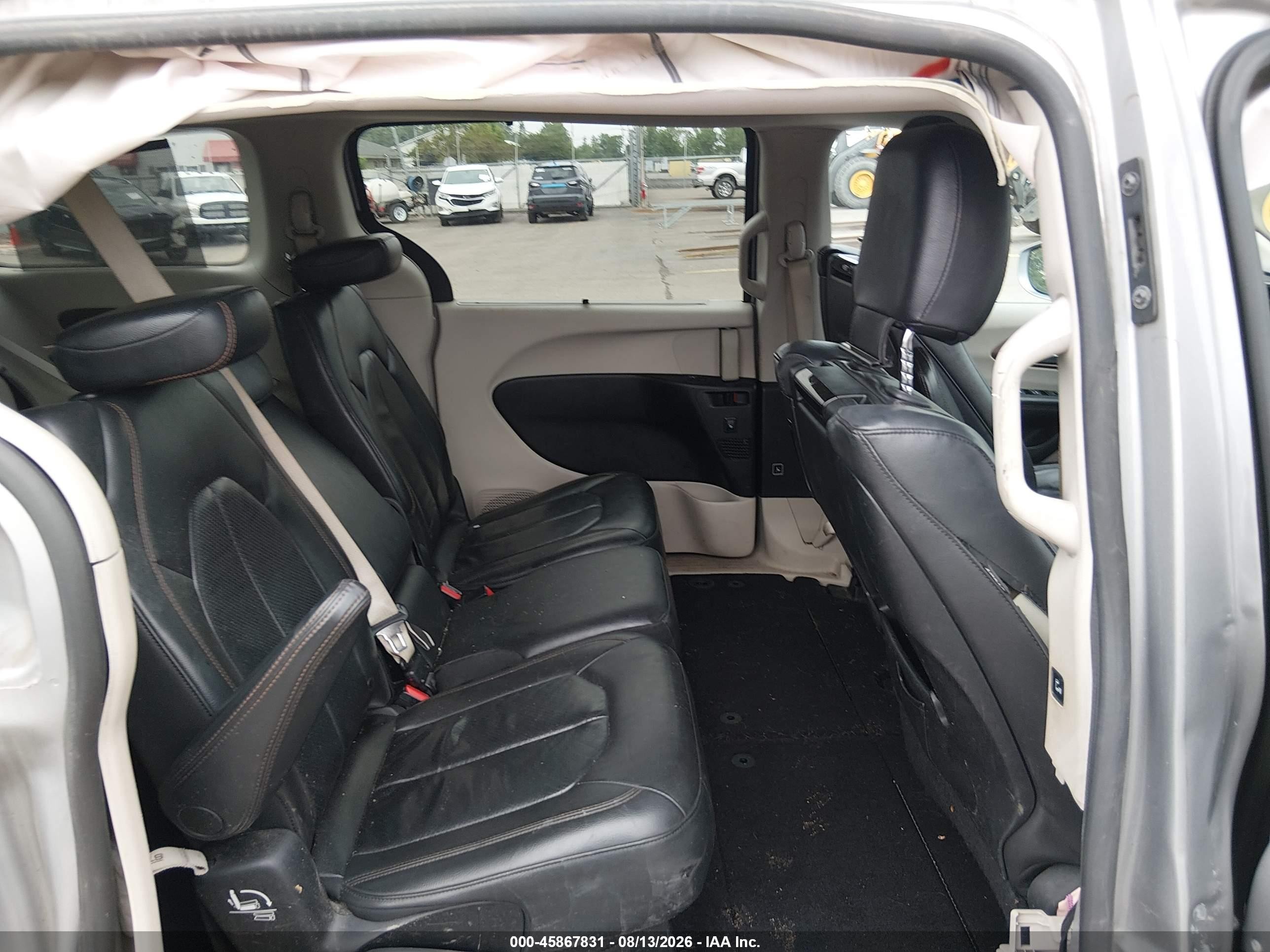 2017 Chrysler Pacifica Touring-l Plus Gray vin: 2C4RC1EG7HR520000