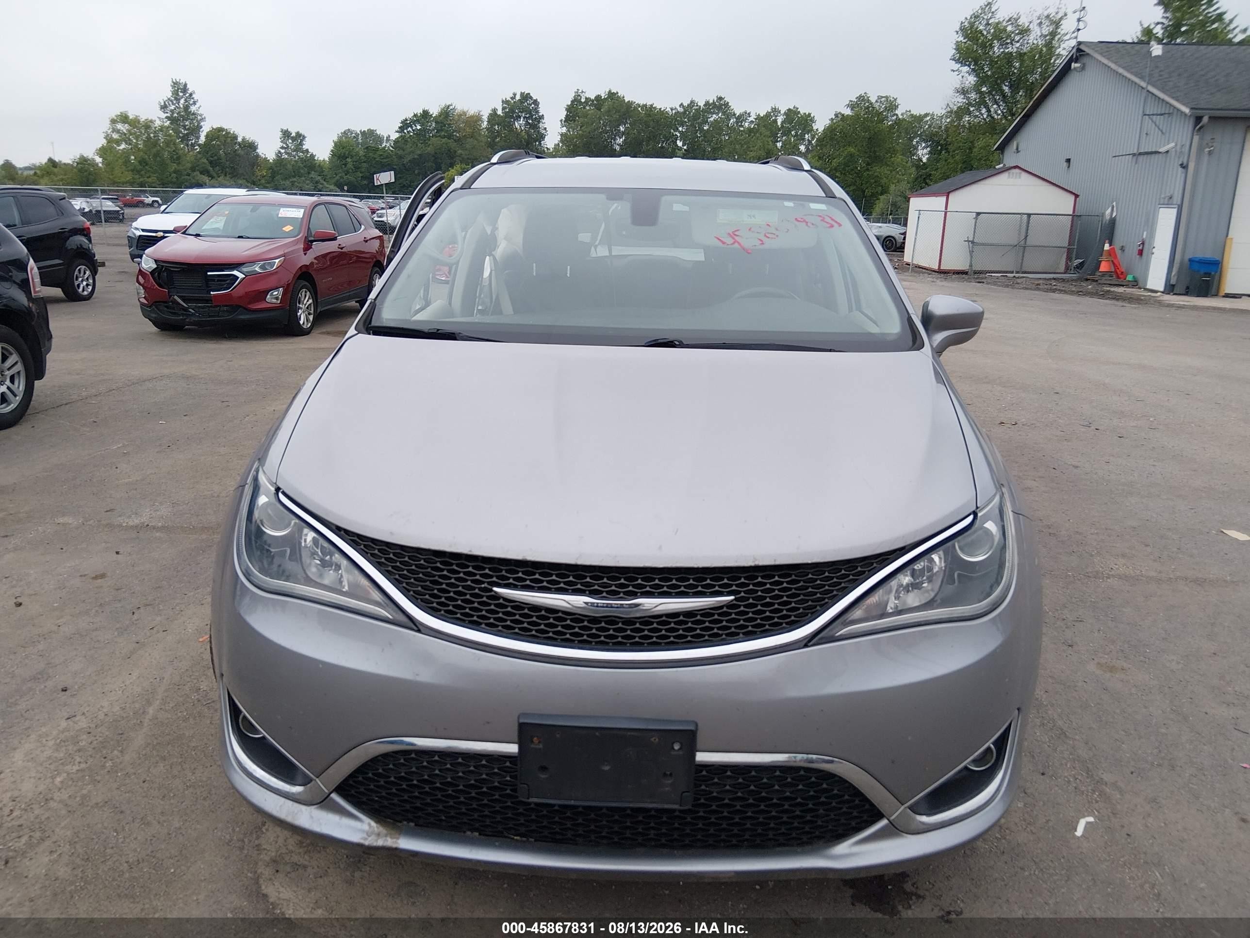 2017 Chrysler Pacifica Touring-l Plus Gray vin: 2C4RC1EG7HR520000