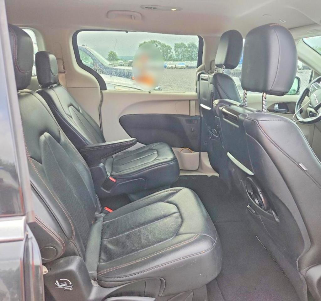 2018 Chrysler Pacifica Touring L Plus Черный vin: 2C4RC1EGXJR291821