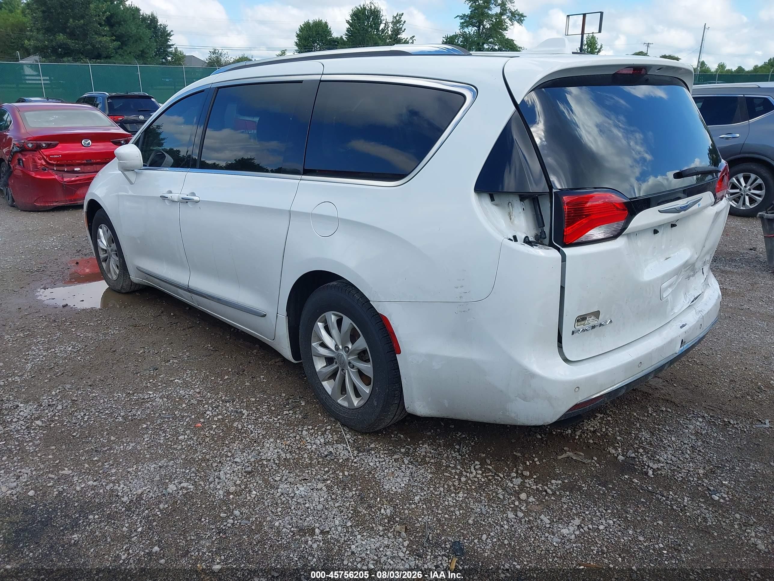 2018 Chrysler Pacifica Touring L Plus Белый vin: 2C4RC1EGXJR295125