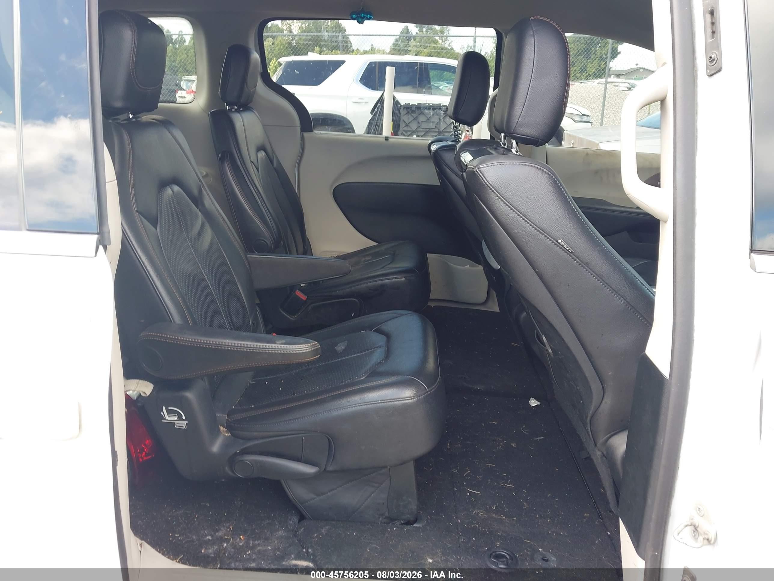 2018 Chrysler Pacifica Touring L Plus Белый vin: 2C4RC1EGXJR295125