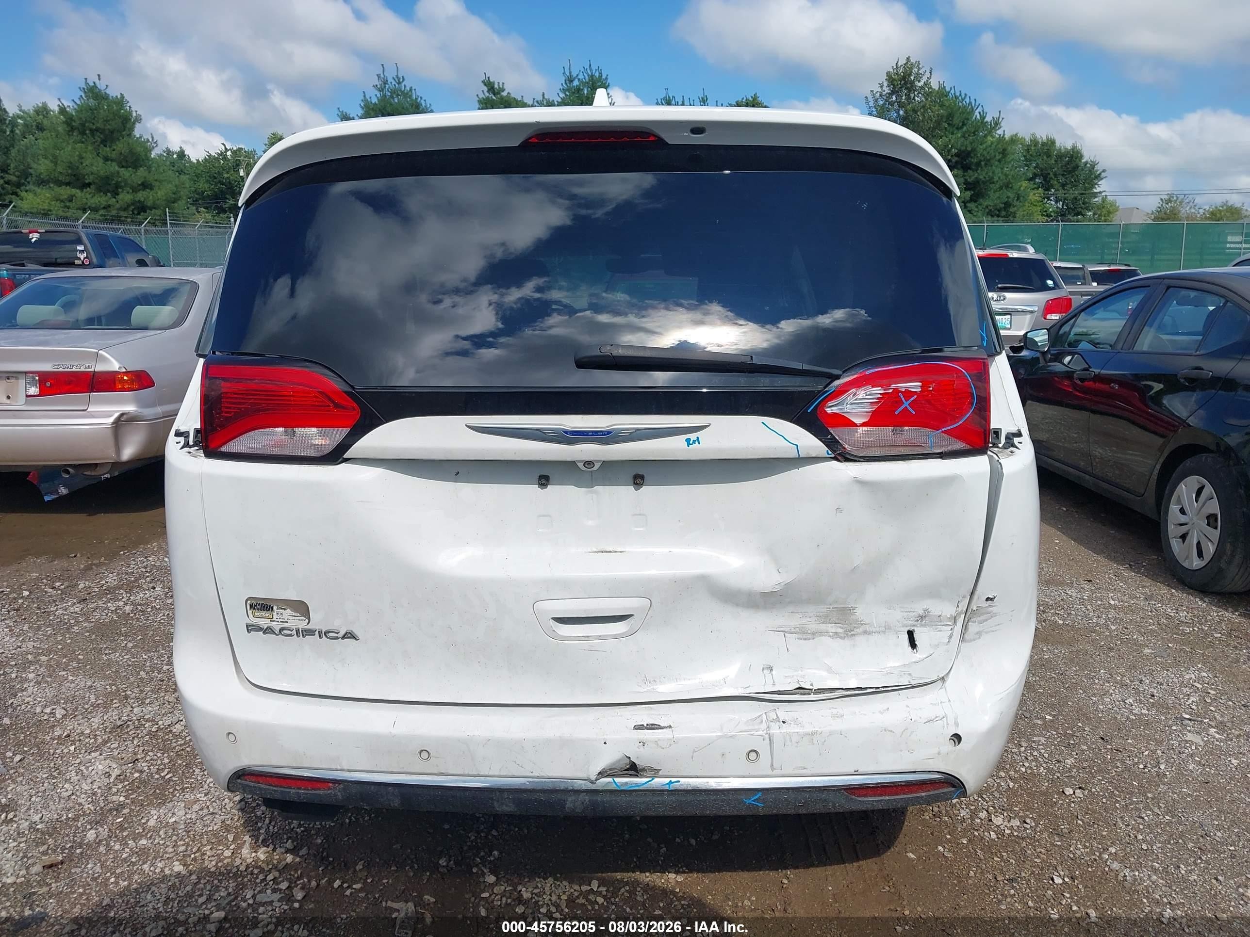 2018 Chrysler Pacifica Touring L Plus Белый vin: 2C4RC1EGXJR295125