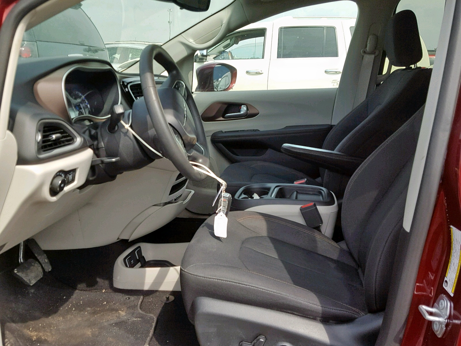 2018 Chrysler Pacifica Touring Plus Red vin: 2C4RC1FG0JR117884