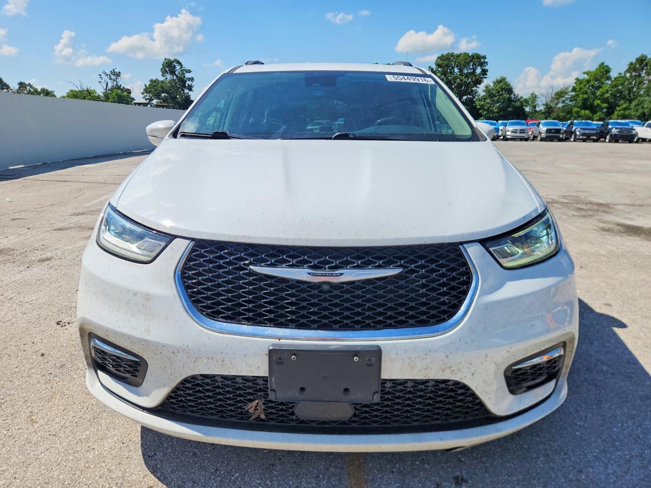 2021 Chrysler Pacifica Touring White vin: 2C4RC1FG0MR603812