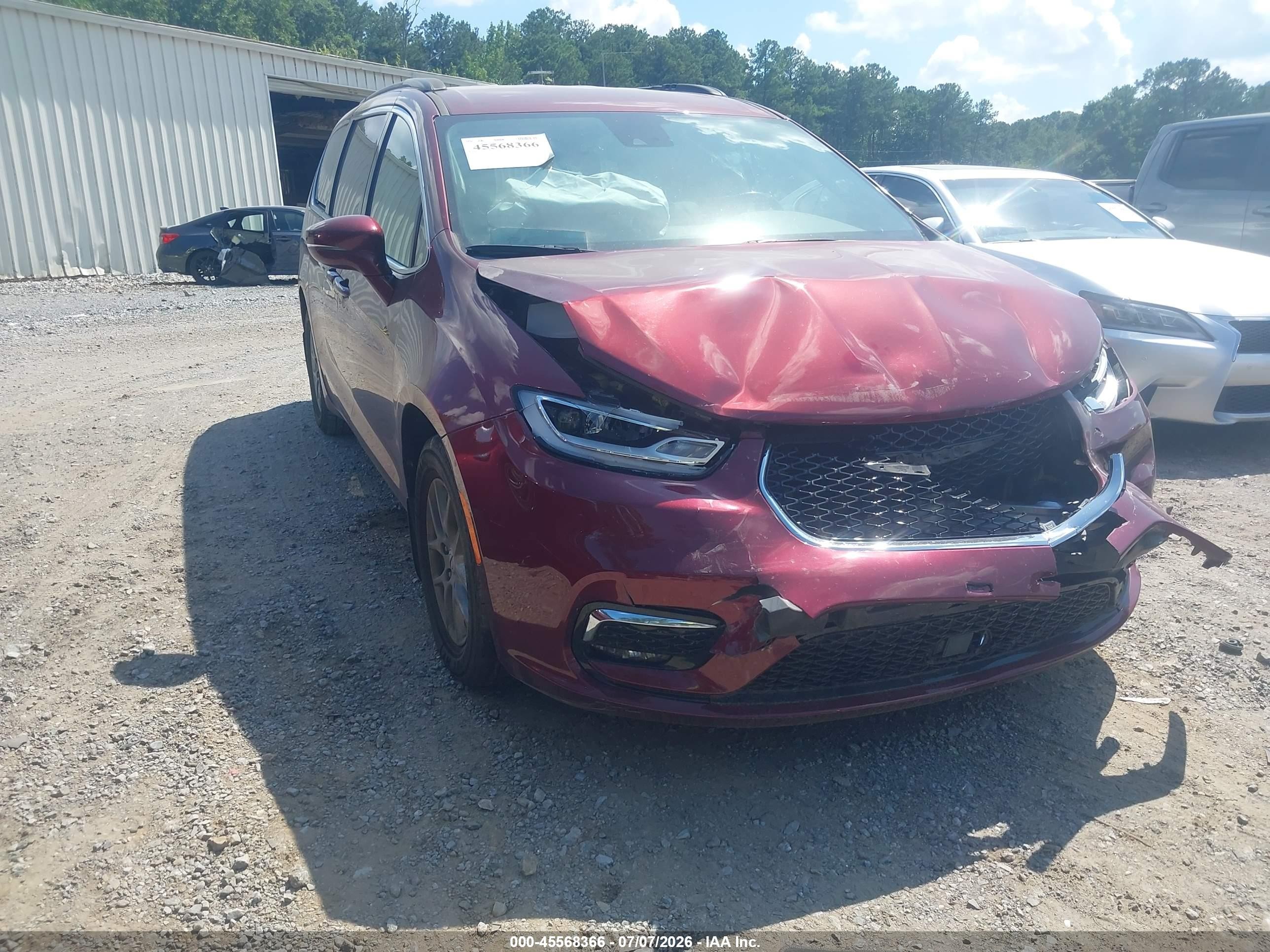 2021 Chrysler Pacifica Touring Бордовый vin: 2C4RC1FG1MR593212