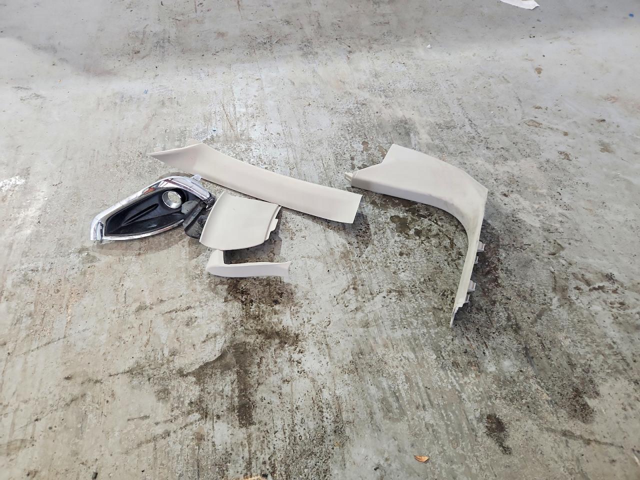 2020 Chrysler Pacifica Touring White vin: 2C4RC1FG4LR141401