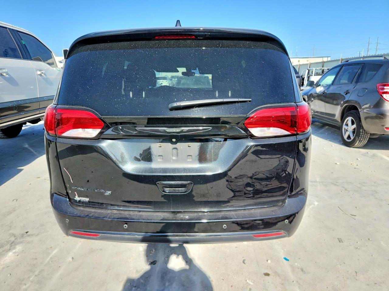 2018 Chrysler Pacifica Touring Plus Black vin: 2C4RC1FG5JR193861