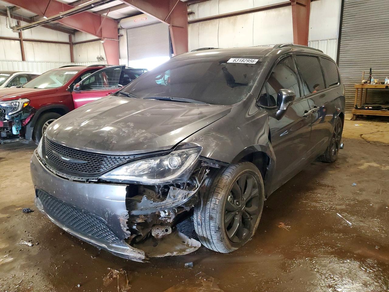 2018 Chrysler Pacifica Touring Plus Charcoal vin: 2C4RC1FG6JR356825