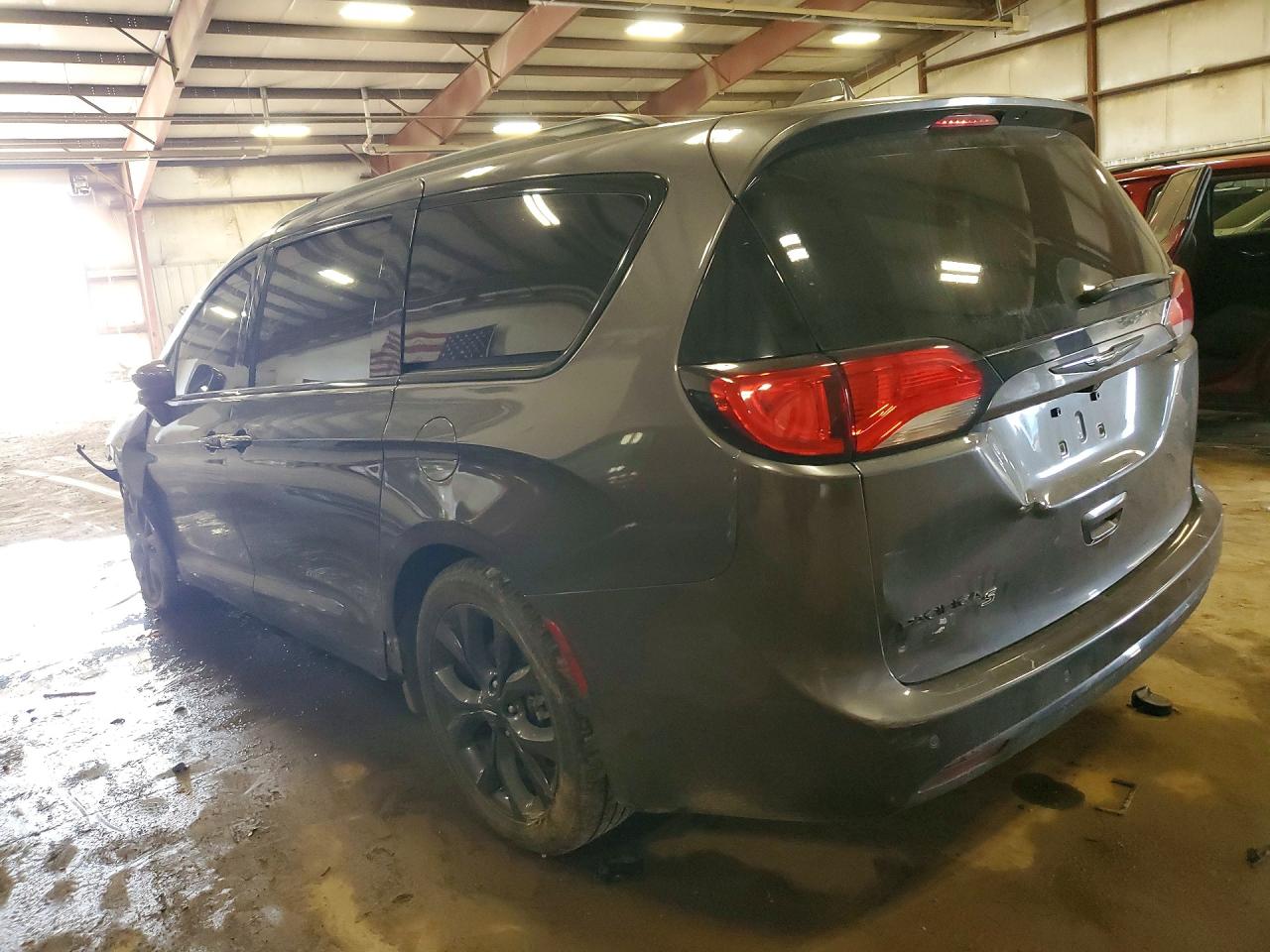 2018 Chrysler Pacifica Touring Plus Charcoal vin: 2C4RC1FG6JR356825