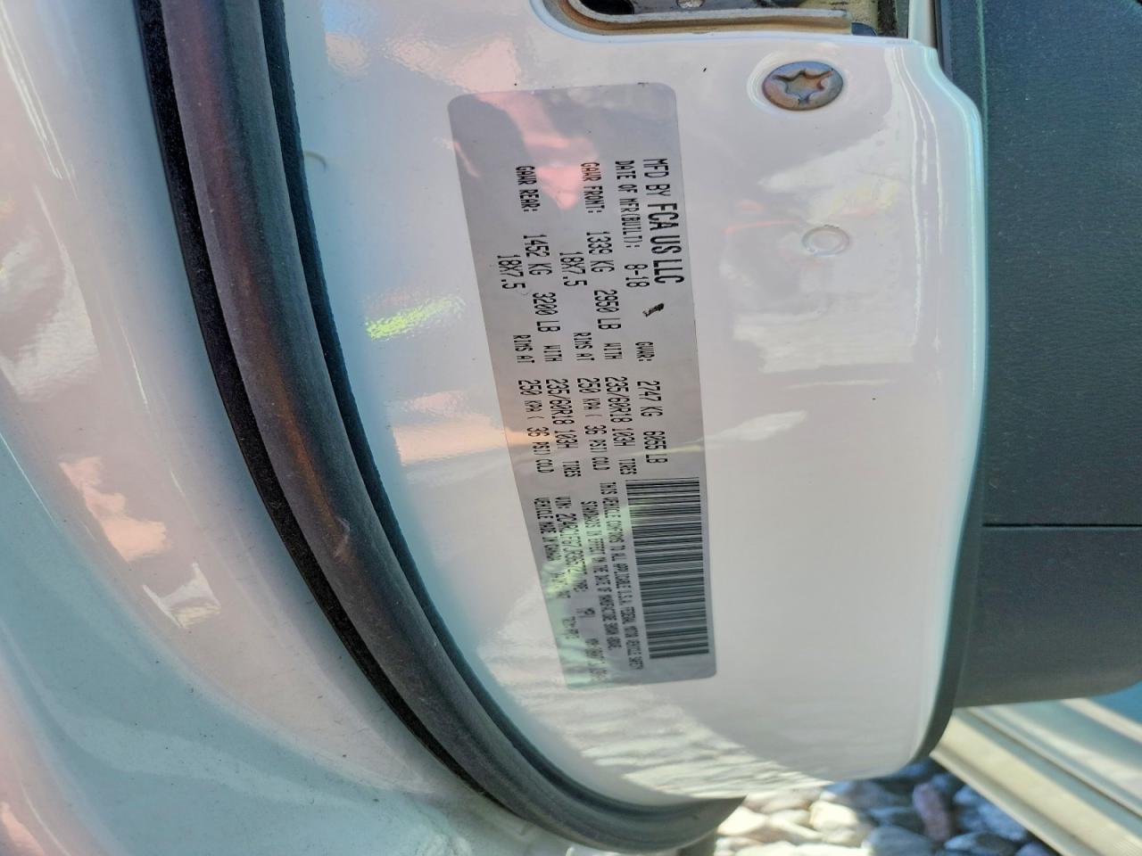 2018 Chrysler Pacifica Touring Plus White vin: 2C4RC1FG7JR365727