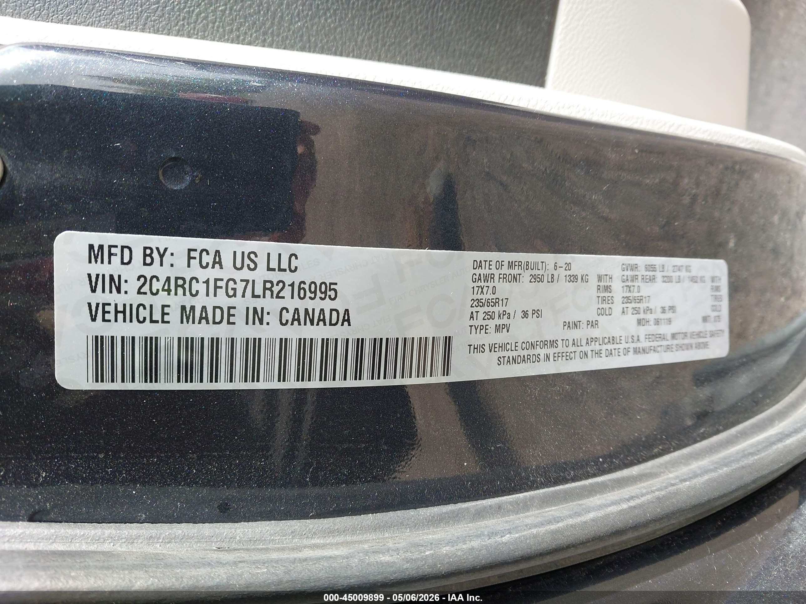 2020 Chrysler Pacifica Touring Gray vin: 2C4RC1FG7LR216995