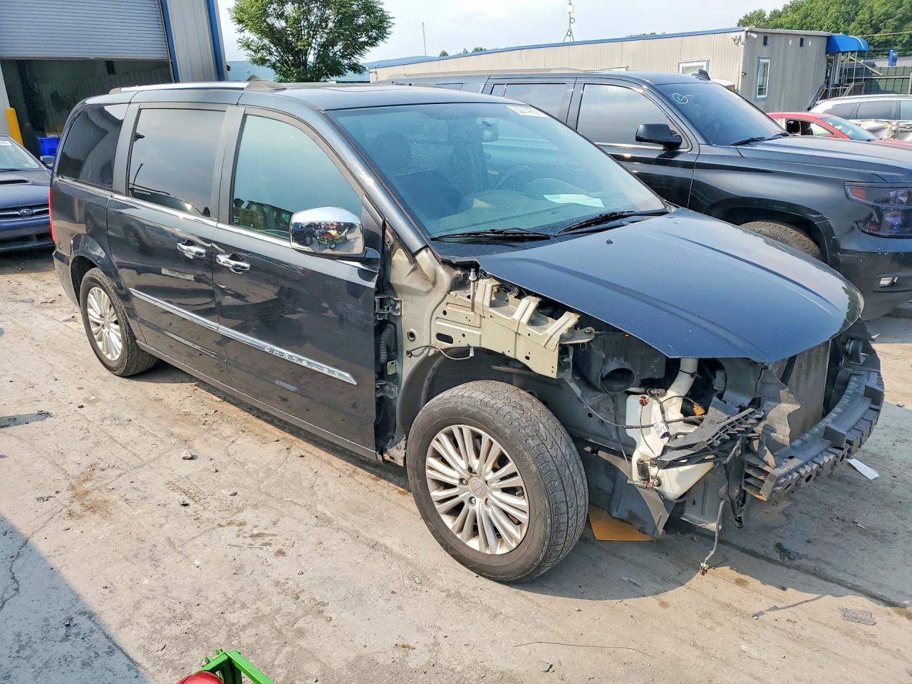 2014 Chrysler Town & Country Limited Black vin: 2C4RC1GG0ER192637