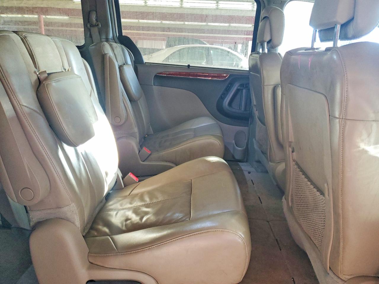 2015 Chrysler Town & Country Limited Platinum Gold vin: 2C4RC1GG0FR529390