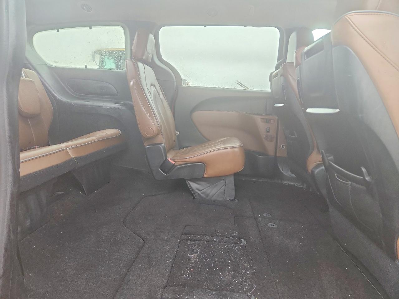 2018 Chrysler Pacifica Limited Maroon vin: 2C4RC1GG0JR236842